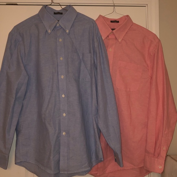 2/$10 Men’s wrinkle free oxford shirts M - Picture 2 of 4